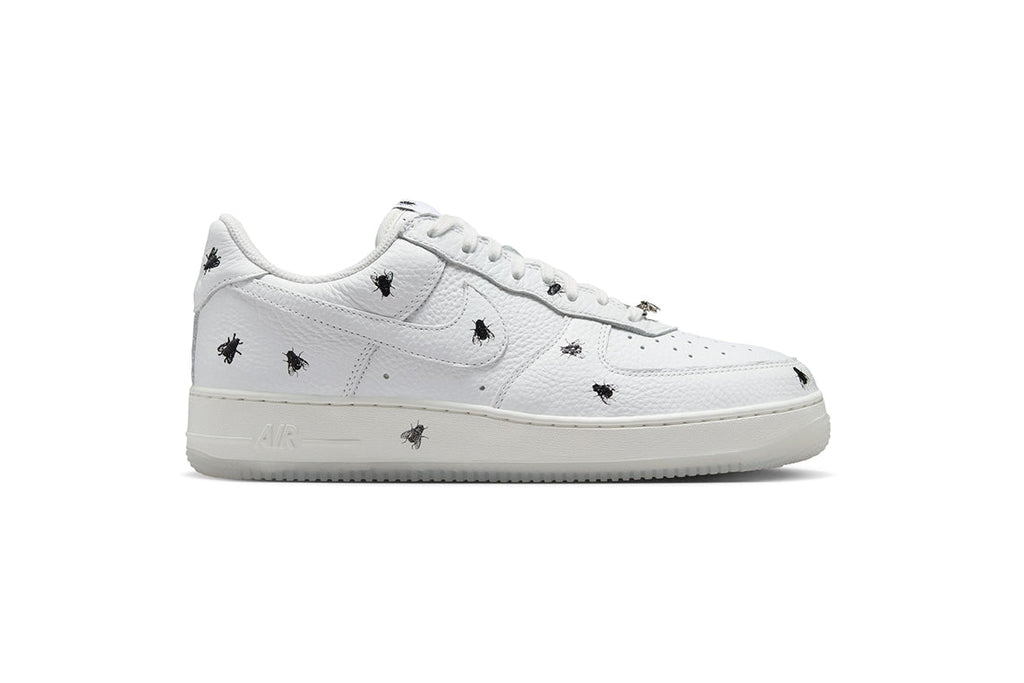 Nike Air Force 1 Retro : "Houseflies"